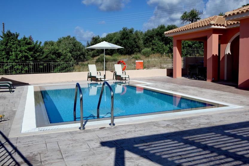 Provenzo And Meliti Villas Lourdata  Zewnętrze zdjęcie